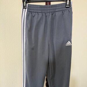 Boys Adidas Gray Joggers Pants 3-Stripe Elastic Waistband Size 14/16